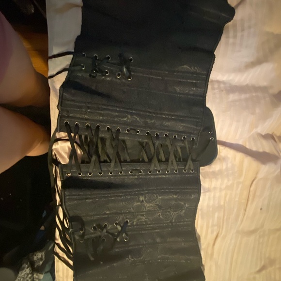 Black overbust corset, size 34, from Timeless Trends - Picture 6 of 7